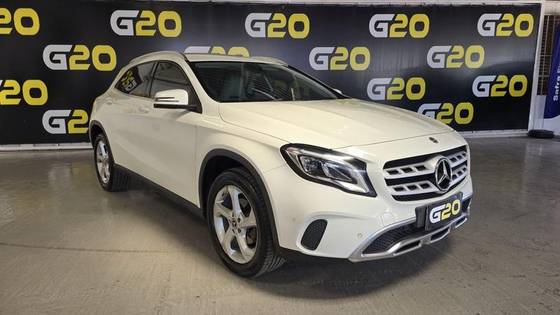MERCEDES-BENZ GLA 200 1.6 CGI FLEX ADVANCE 7G-DCT MERCEDES-BENZ GLA 200 1.6 CGI FLEX ADVANCE 7G-DCT